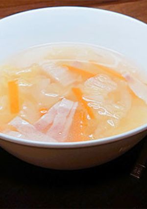 ボーンブロスの簡単ベーコンと白菜のスープ-レシピのメイン写真