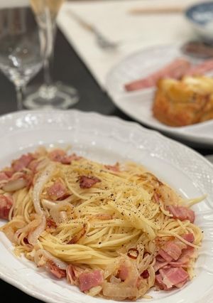 簡単♡新玉ねぎとベーコンのペペロンチーノ-レシピのメイン写真