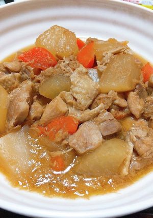 大根と鶏肉と人参とこんにゃくのツナ煮物-レシピのメイン写真