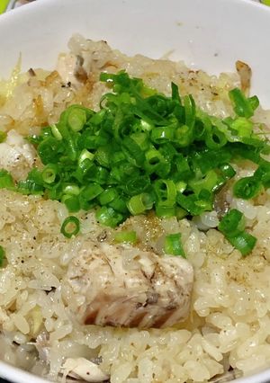 鯖と新玉葱の炊き込みご飯-レシピのメイン写真