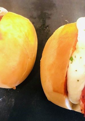 コストコディナーロールで簡単ピザ風-レシピのメイン写真