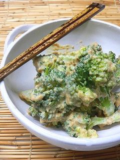 ブロッコリーの、ごま味噌マヨ和え-レシピのメイン写真