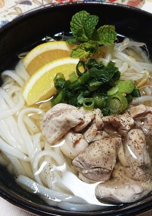 自宅で簡単！お手軽鶏出汁のフォー-レシピのメイン写真