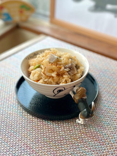 筑前煮deコチュジャン入り炊き込みご飯-レシピのメイン写真