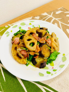 カリカリベーコンと秋野菜のホットサラダ!-レシピのメイン写真