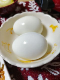 絶妙な茹で加減✨レンチン簡単ゆで卵-レシピのメイン写真
