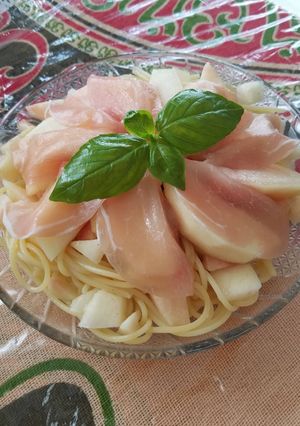 旬の桃と生ハムの冷製パスタ-レシピのメイン写真