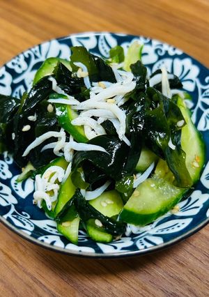 今夜の副菜♪しらすとわかめの旨だし和え-レシピのメイン写真