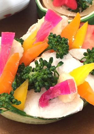 ささみで鶏ハムアレンジ ピクルスサラダ-レシピのメイン写真
