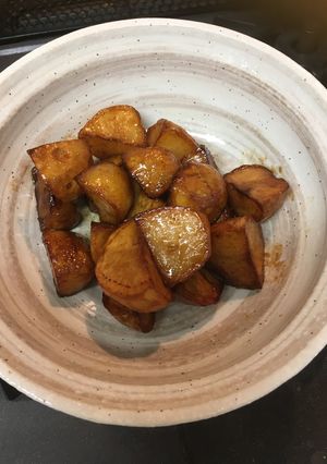 お芋の煮ころがしにちょこっとバター-レシピのメイン写真
