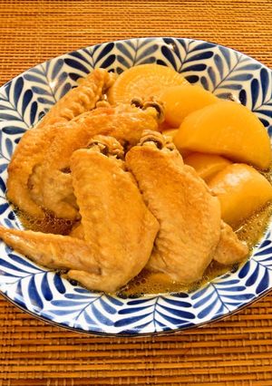 😊簡単和食レシピ♪手羽先としみしみ大根の煮物😊-レシピのメイン写真