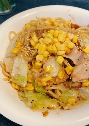 味噌バターコーンラーメン？！パスタ-レシピのメイン写真