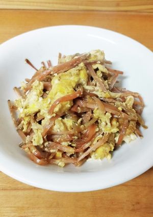 バター醤油味の つくしの卵とじ♪-レシピのメイン写真