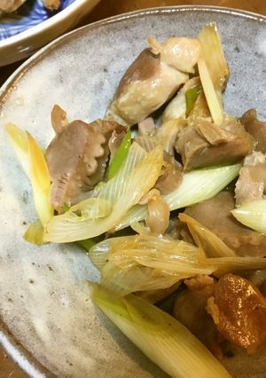 ごま油で砂肝とネギのおつまみ-レシピのメイン写真