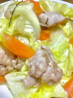 俺流!春キャベツと春ニンジンの鶏肉炒め-レシピのメイン写真