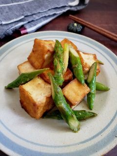 厚揚げとアスパラのオイマヨ炒め-レシピのメイン写真