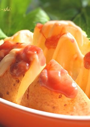新じゃがバターに鮪の酒盗と燻製マヨネーズ-レシピのメイン写真
