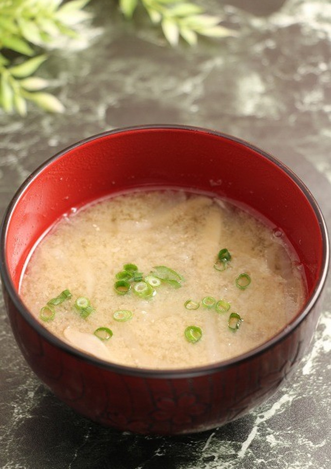 簡単！舞茸と大根のお味噌汁-レシピのメイン写真