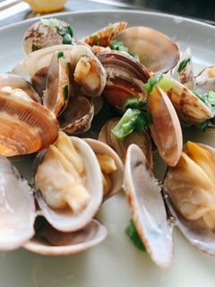 料理下手でもイッパツで成功アサリの酒蒸し-レシピのメイン写真