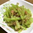 シャキシャキフキの、香味ペースト和え