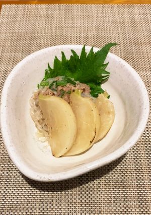 蕪と牛バラと糸こんにゃくの中華すき焼き風-レシピのメイン写真
