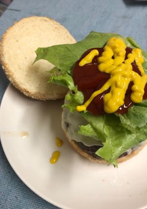 ステーキ肉でハンバーガー-レシピのメイン写真