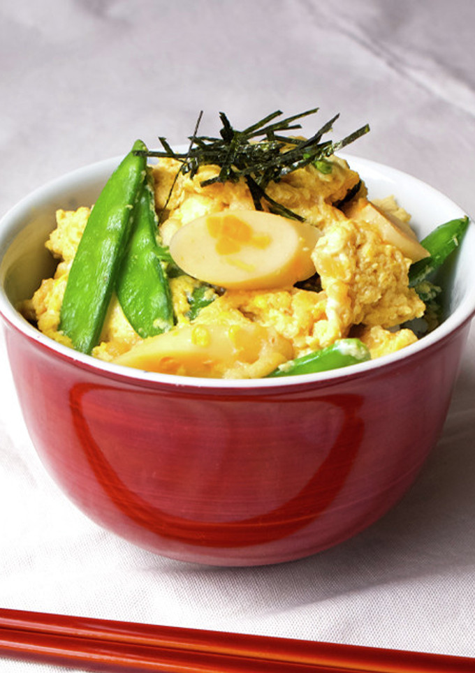 チーかまときぬさやの卵とじ丼-レシピのメイン写真