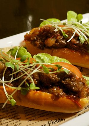 大和牛の甘辛しぐれ煮ホットサンド-レシピのメイン写真
