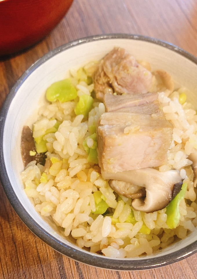 塩豚旨煮とそら豆の炊き込みご飯-レシピのメイン写真