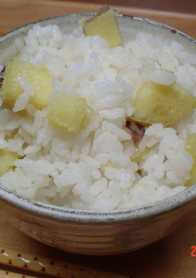 簡単ほっくほく♪さつまいもご飯-レシピのメイン写真