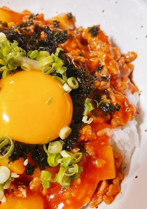 じゃがいもと豚ミンチのピリ辛丼-レシピのメイン写真