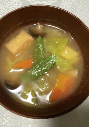 野菜たっぷり具沢山のお味噌汁-レシピのメイン写真