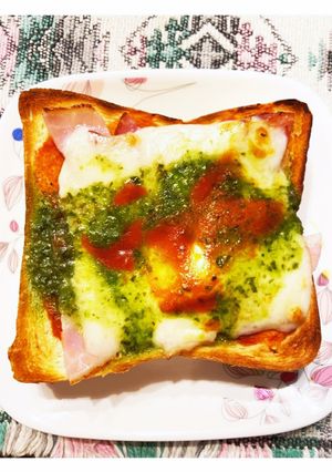 バジル香るベーコントースト-レシピのメイン写真