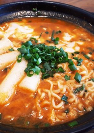 スープが旨い★簡単旨辛トッポギラーメン-レシピのメイン写真