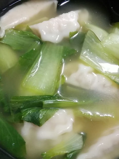 チンゲン菜とエビ餃子のゆず胡椒スープ-レシピのメイン写真