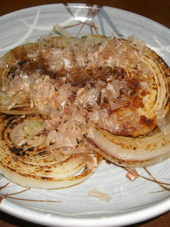 フライパンですぐに★焼き玉ねぎ-レシピのメイン写真