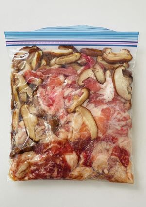 【下味冷凍】豚肉と椎茸のごまポン酢-レシピのメイン写真