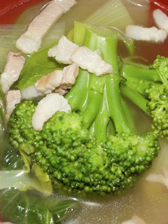 たっぷりブロッコリー青梗菜のポークスープ-レシピのメイン写真