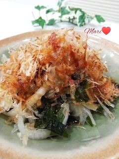 旬!!新玉ねぎとわかめのサラダ-レシピのメイン写真