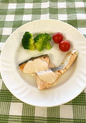鮭のヨーグルトソース-レシピのメイン写真