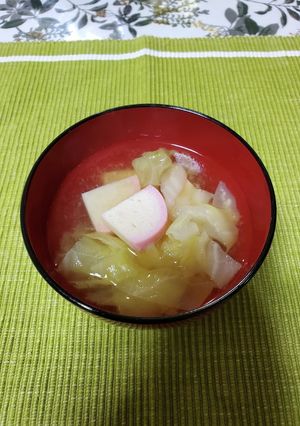 キャベツと蒲鉾の味噌汁-レシピのメイン写真