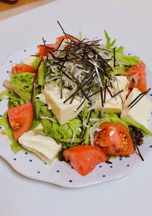 混ぜるだけで完成！豆腐とトマトのサラダ-レシピのメイン写真