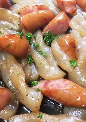 飾りこんにゃくとウインナーのコンソメ炒め-レシピのメイン写真