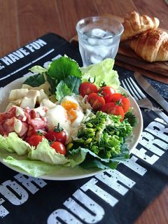 菜の花と温泉卵のペイザンヌサラダ。-レシピのメイン写真