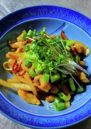 超簡単!めんつゆで鶏皮と野菜のきんぴら-レシピのメイン写真