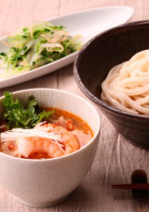 【卯月製麺】タイ風スープのつけうどん-レシピのメイン写真