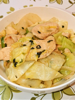 キャベツと茹で鶏の豆乳炒め-レシピのメイン写真