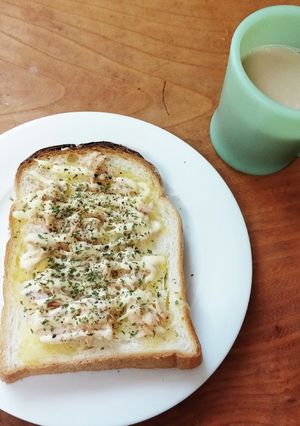 朝食やおやつに♪ツナマヨトースト-レシピのメイン写真