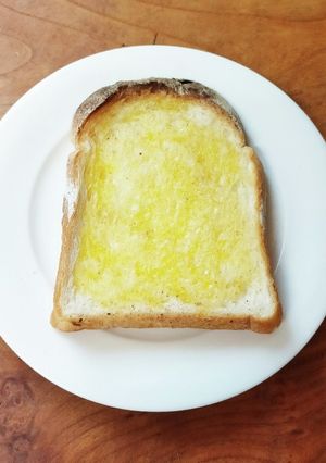 たっぷりバターのグリルで焼くトースト♪-レシピのメイン写真