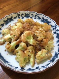 シンプルで美味しいカリフラワーの醤油炒め-レシピのメイン写真